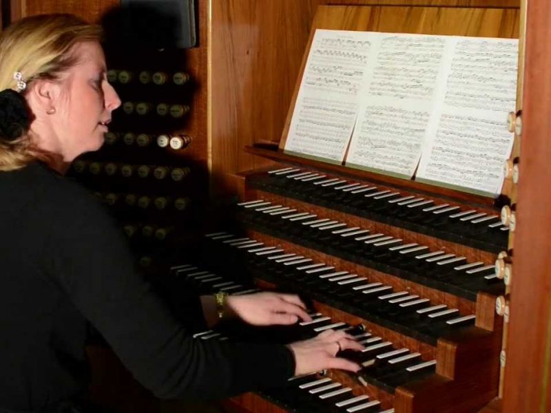 J. S. Bach - Toccata, Adagio und Fuge in C-Dur: Toccata (BWV 564) J. S. Bach - Toccata, Adagio und Fuge in C-Dur: Toccata (BWV 564)